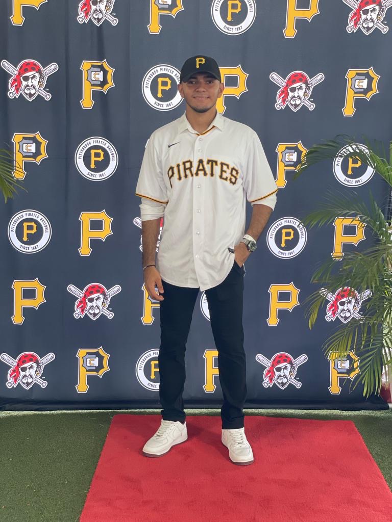 Javier Acevedo Signed Prospect (Parent Testimonial)